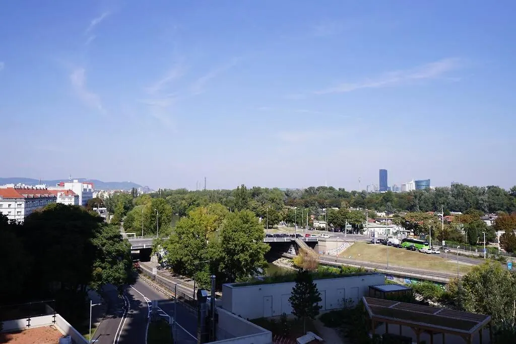 The High-Rise Condo With Pool Vienna Austria